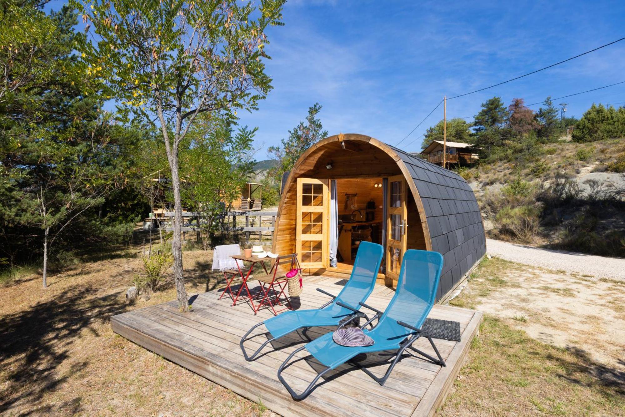 Camping Les Hauts De Rosans מראה חיצוני תמונה