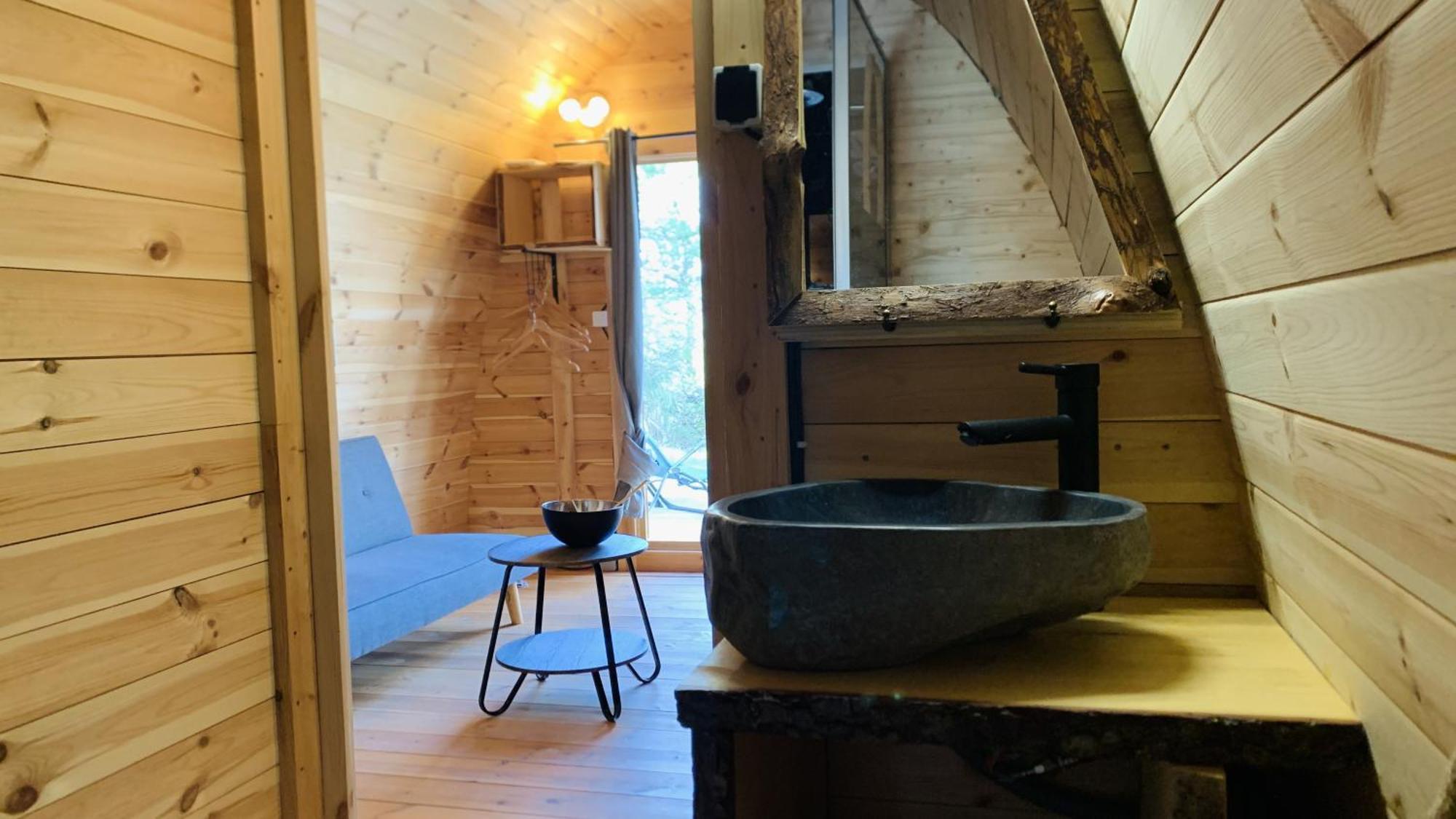 Camping Les Hauts De Rosans מראה חיצוני תמונה